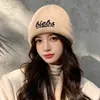 Nuevo gorro de punto estilo coreano 2026 con bordado simple de letras, un gorro de otoño versátil y cálido para mujer, diseñado para hacer que la cara parezca más pequeña