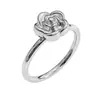Anillo de Flor de Rosa Spot para Mujer Estilo Coreano Lujo Ligero Moda Personalidad Celebridad de Internet Anillo de Acero de Titanio No se Desvanece Joyería de Mano Venta al por Mayor