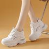 Tênis Dad Shoes com Aumento Interno de Altura para Pessoas Baixas, Tênis Esportivos Casuais Leves, Sapatos Femininos Versáteis de Verão com Solado Grosso, Tênis Brancos com Malha Vazada