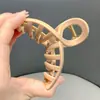 Grampo de Cabelo de Silicone Macio Que Não Machuca a Cabeça, Novo Estilo 2025 Feminino, Grampo Grande para Cabelos Grossos, Acessório de Cabelo Tipo Presilha Tubarão