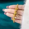 Pulsera Retorcida de Flor con Incrustaciones de Diamantes Dorados de Imitación Estilo Lujo Ligero para Mujer, Pulsera de Oro Arena Vietnamita con un Diseño Único Que No Se Desvanecerá Fácilmente