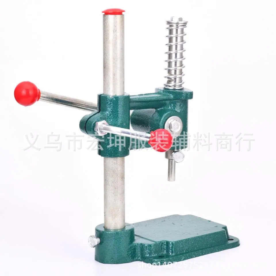 HK绿色包扣机器.jpg