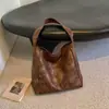 Bolso de Mano con Estampado de Leopardo para Mujer 2026 Nuevo Estilo Moda Retro Bolso de Hombro Único Bolso Tote de Gran Capacidad Nicho Súper Popular Bolso para Viajes