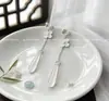 Novos brincos longos flor de madrepérola branca estilo chinês, frescos e elegantes, brincos cheongsam e Hanfu estilo chinês sofisticados com um toque de luxo
