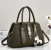 Bolso de mano nuevo 2026 de gran capacidad, moderno y versátil, bolso de mujer simple, elegante y de alta gama