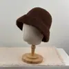 Nuevo Sombrero de Pescador de Ala Ancha Cara Lisa Otoño Invierno Versátil Hace que la Cara Parezca Más Pequeña Plegable Cálido Protección contra el Frío Sombrero de Cubeta Sombrero de Cuenca Mujeres