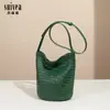 2025 Nueva Bolso Cubo Grande Tejido a Mano, Alta Calidad Simple de Hombro Cruzado Cesta de Verduras Bolso para Mujer