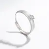 Anillo de Pareja para Hombres y Mujeres Anillo de Compromiso con Diamante Nicho Todo Fósforo Anillo para el Dedo Moderno Simple Anillo Abierto de Amor Entrelazado
