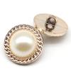 Botón doble de perla con borde dorado para mujer, estilo Chanel de encaje redondo, abrigo para camisa con incrustaciones de diamantes, hebilla de plástico para suéter