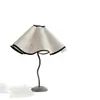 Lámpara de Mesa Retro de Estilo Americano Vintage de Alto Valor Minimalista Decorativa de Ambiente para Dormitorio Mesita de Noche Hogar Lámpara de Mesita de Noche