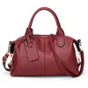 Bolsa feminina transfronteiriça, bolsa Boston vintage, couro macio de grande capacidade, toque de alta qualidade, bolsa de ombro, bolsa para o dia a dia, bolsa crossbody fashion