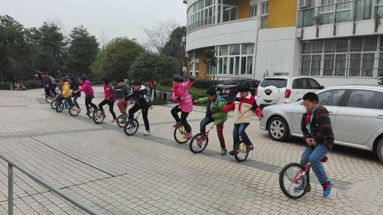 O1CN01QrDlqF1Jfh9TG4xBZ_!!9575