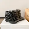 Novas botas de cavaleiro plissadas retrô 2026 para mulheres, salto grosso versátil bico fino, botinhas Maillard com fivela de cinto, botas empilhadas