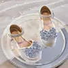 Sapatos de Princesa para Meninas 2026 Verão Novo Estilo Sapatinhos de Princesa com Laço e Strass Sandálias de Salto Alto com Solado Macio e Lantejoulas