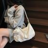 Bolsa de Lona Grande Capacidade Feminina 2025 Nova Casual Versátil Corrente Transversal Estilo Estrangeiro Moderna Bolsa de Ombro de Alto Nível