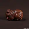 Madeira de Jujuba Fulminada Escultura Gato da Sorte Pingente Acessórios DIY Tartaruga da Fortuna Brinquedo Ornamentado Cultural Taoísta Item de Presente Chinês