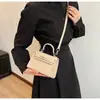 Bolso de mano de nicho de moda 2026, bolso pequeño estilo Kelly, popular entre las influencers femeninas, bolso cruzado de moda y un imprescindible para ir al trabajo este año
