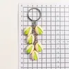 Llavero de Pistacho Colgante para Mochila de Estudiante Accesorio Pequeño Llavero Realista de Comida Colgante con Cordón Adorno Colgante Pequeño Regalo