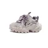 Zapatillas de Correr para Niños 2026 Primavera y Otoño Nuevos Accesorios de Laboratorio Zapatos para Niños Niños Medianos y Mayores Zapatos de Papá Niñas Zapatos Deportivos