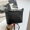 Bolso Cubo de Moda con Textura Simple Retro Bolso Casual de Nicho para Mujer Bolso Cruzado de Hombro Único Nuevo Otoño/Invierno 2026