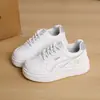 Zapatos casuales de suela gruesa para mujer GT9906, nueva colección de otoño 2026, suela suave, que aumenta la altura, zapatillas blancas, zapatillas deportivas de moda