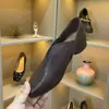 Zapatos de mujer estilo francés, nuevo modelo otoño 2026, ligeros, corte bajo, piel suave, cómodos, punta fina, suela blanda, versátiles, zapatos de piel para mujer