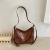 2026 Nuevo Bolso Suave de Cuero con Cera de Aceite Estilo Desgastado para Mujer de Gran Capacidad Bolso de Hombro Cruzado Bolso Tote Estilo Perezoso Japonés