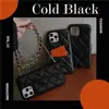 Funda Clásica Negra Estilo Chanel Acolchada Manzana para Teléfono 17 Pro Adecuada para iPhone 16 Pro Textura de Cuero 15 Pro/14