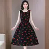 Vestido sin mangas de lunares de comercio exterior para mujer, entallado en la cintura, adelgazante, falda de dobladillo amplio, vestido para madre de mediana edad, que reduce la edad, elegante