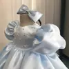 Lindo y elegante vestido de princesa azul de satén, vestido de tutú de satén, vestido para el primer cumpleaños del bebé, vestido para sesión de fotos de cumpleaños de niña