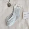 Calcetines blancos de encaje para mujer para otoño e invierno, calcetines de media pantorrilla con lunares retro japoneses lindos, calcetines largos sin costuras para niñas en estilo escolar