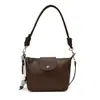 Bolso pequeño versátil de color block de moda nicho francés para mujer, nuevo bolso de hombro y cruzado de moda vintage 2025 más vendido