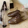 Pantuflas de media punta peludas de moda estilo británico para mujer, otoño e invierno 2026, punta cuadrada con hebilla, zuecos sin talón de algodón