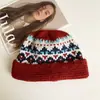 Chapéu de Pescador Tricotado Jacquard Fair Isle Retrô para Mulheres no Outono e Inverno Aquececido e Quente Mostra o Rosto Pequeno Chapéu de Lã Chapéu Tricotado
