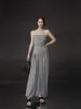 Nuevo Estilo Primavera/Verano 2026 Chic Perezoso Hombros Descubiertos Sin Mangas Fruncido Elegante Vestido Largo para Viajes con Textura de Alta Calidad