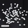 Accesorios para uñas de flor de cinco pétalos de moda, mini flor blanca rosa, resina tridimensional, joyería para uñas DIY, paquete de 100