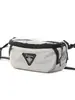 Mochila Pequeña Estilo Coreano 2026 Otoño e Invierno Nueva Bolsa Pequeña para el Pecho Bolso Cruzado Estilo Pareja Bolso Colgante para Exteriores Bolsa para Teléfono Móvil Tendencia