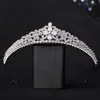 Nova Coroa de Noiva Trevo de Quatro Folhas Zircônia 3A Coroa Palaciana Atmosférica Acessórios de Headwear Completamente de Diamante para Festa de Casamento