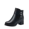 Novedad Otoño/Invierno 2026 Estilo Madre Botas Martin Acolchadas de Terciopelo Botines Cortos para Mujer Suela Suave Casual Antideslizantes Botas de Algodón para Edad Media y Mayores