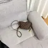 Bolso Cubo Vintage Monica Chic Chic con un Toque de Lujo, Bolso de Hombro Versátil de Nicho, Bolso Cruzado de Moda para Mujer Modelo Nuevo 2026