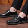 Nuevos Zapatos de Cuero de Chef Hotel Cocina Antideslizantes Resistentes al Aceite Zapatos de Hombre KFC Moda Negro Zapatos de Cuero de Trabajo para Hombre