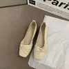 Elegantes bailarinas de piel suave y suela blanda estilo francés para mujer, nueva colección otoño 2026, zapatos planos para combinar con faldas, cómodos zapatos para mamá, zapatos para abuela