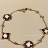 Marca de Luxo High-End Pulseira de Trevo de Quatro Folhas Redondo em Forma de Diamante, Flor de Quatro Pétalas, Flor de Cinco Pétalas para Mulheres, Madrepérola Branca, Madrepérola Rosa, Modelo Popular, Vendas Diretas por Transmissão ao Vivo