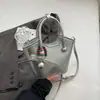 Bolsa Vermelha Feminina 2026 Nova Bolsa de Casamento de Outono High-End Leve Luxo Nicho Casamento Noiva Madrinha Bolsa de Balde