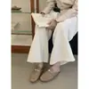 Pantuflas de Verano para Mujer para Exteriores 2026 Estilo Nuevo Suela Plana Modernas Estilo Ins Zapatos Perezosos Puntera Cerrada Medias Pantuflas para Mujer