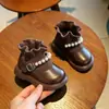 Zapatos de otoño e invierno para niña, zapatos de algodón para niñas con forro polar, zapatos de princesa para niños pequeños, zapatos de invierno para bebés, zapatos blandos para caminar, zapatos de cuero