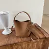 2026 Nueva Moda Versátil Bolso Cruzado para Mujer Bolso Tejido de Nicho de Moda Bolso Sencillo para el Día a Día Bolso de Hombro