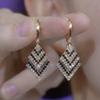 Brincos elegantes de diamantes super brilhantes, pretos e brancos, com dupla camada de diamantes, luxuosos, leves e requintados, de alta qualidade, todos combinando, personalizados