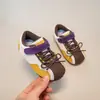 Zapatos Casuales para Niñas 2026 Primavera Nuevos Zapatillas Bebé Vintage Zapatos Deportivos Infantiles Velcro Suela Suave Modernos
