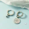 Conjunto de brincos assimétricos com fechos de pressão, novo estilo coreano da moda 2020, argolas simples com contas redondas e detalhes de estrelas para mulheres